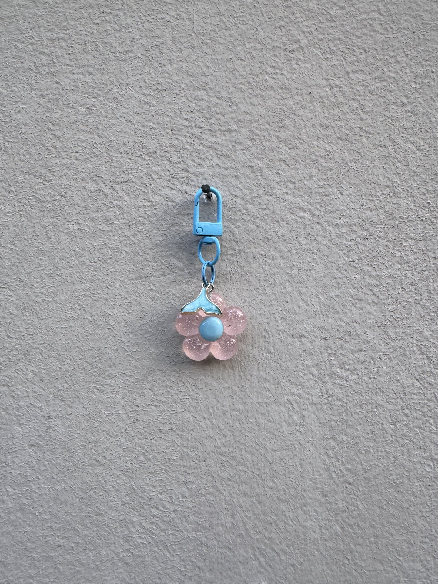 Bubbly Flower Charm - Pink