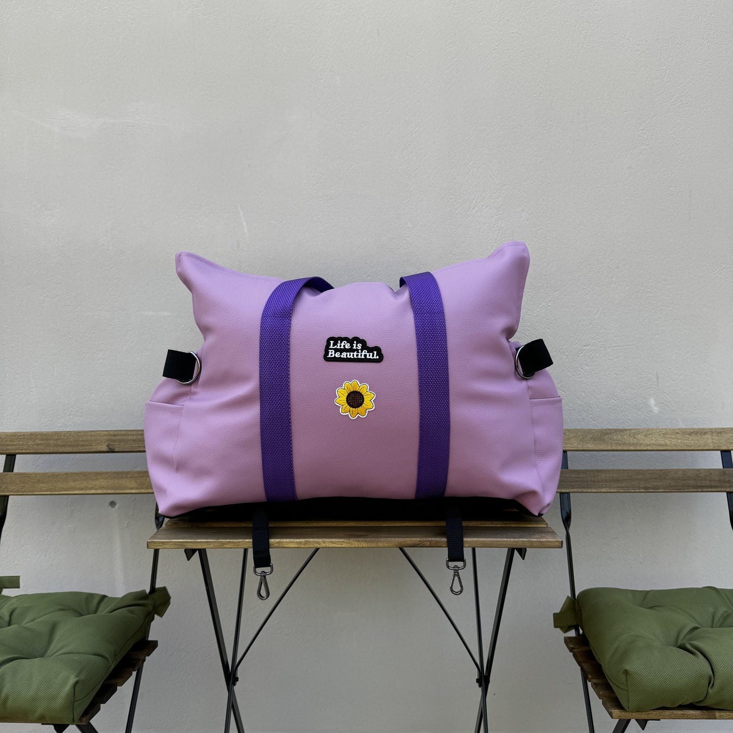 LUXURY DOG CAR SEAT / TRAVEL BAG - "COTTON CANDY"