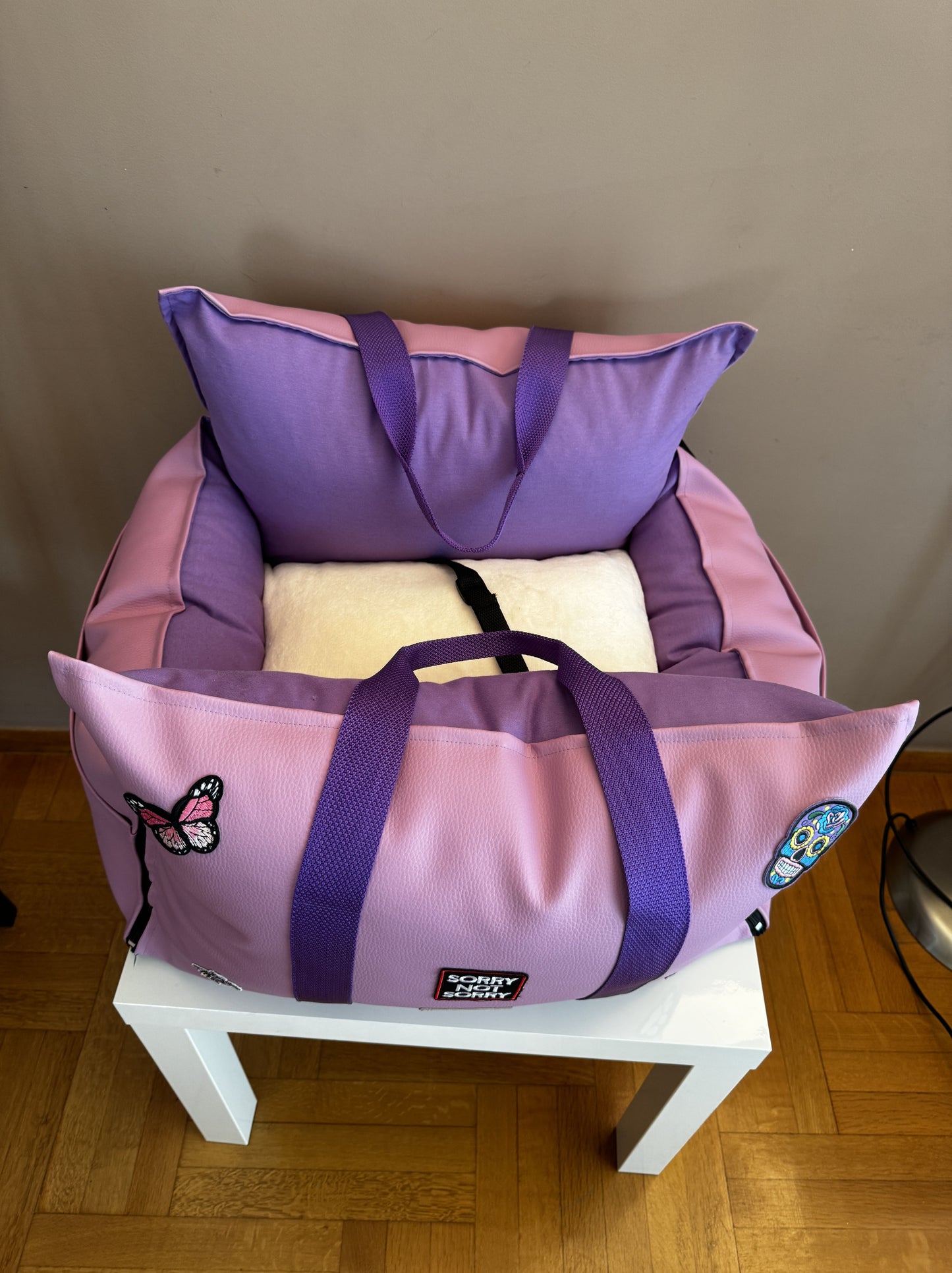 LUXURY DOG CAR SEAT / TRAVEL BAG - "COTTON CANDY"