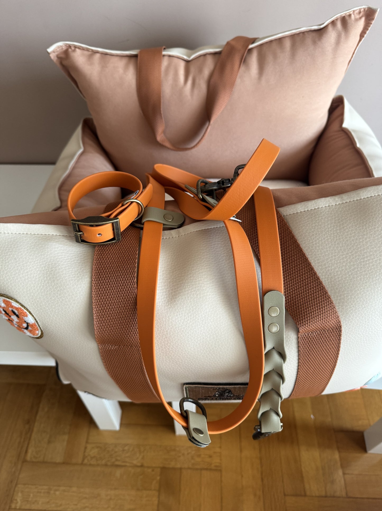Biothane Handsfree Leash - Autumn Leaves - Bleed Knot