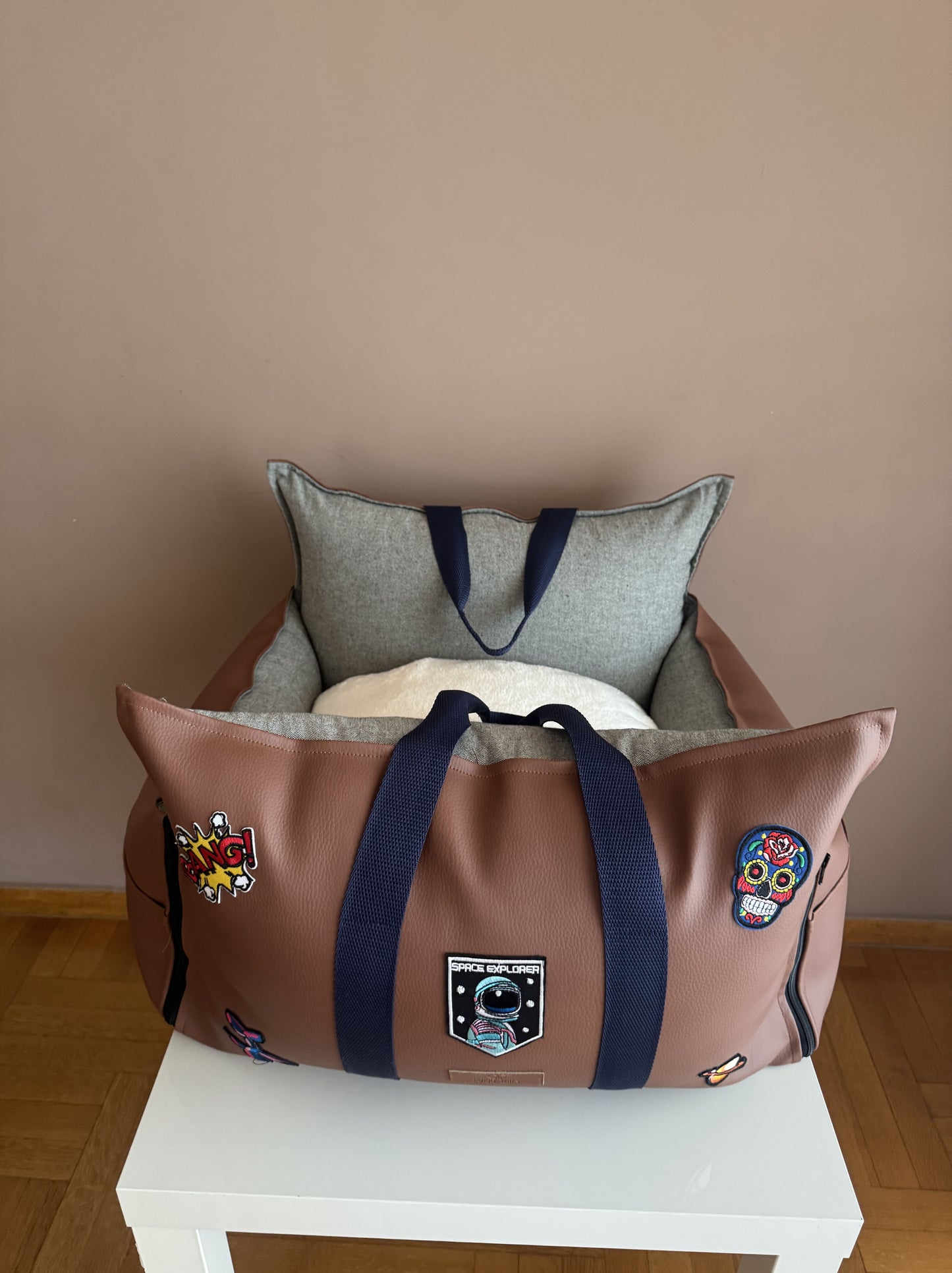 Luxury Dog Car Seat / Travel Bed - "Space explorer"