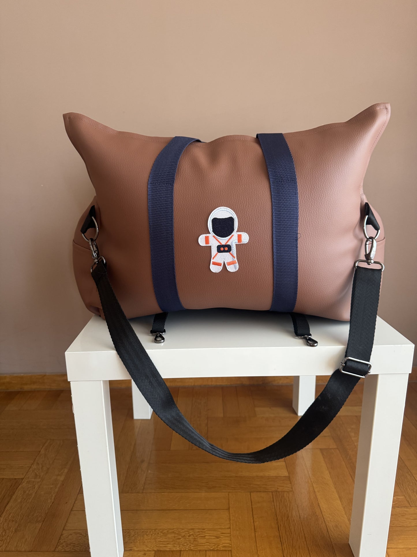 Luxury Dog Car Seat / Travel Bed - "Space explorer"