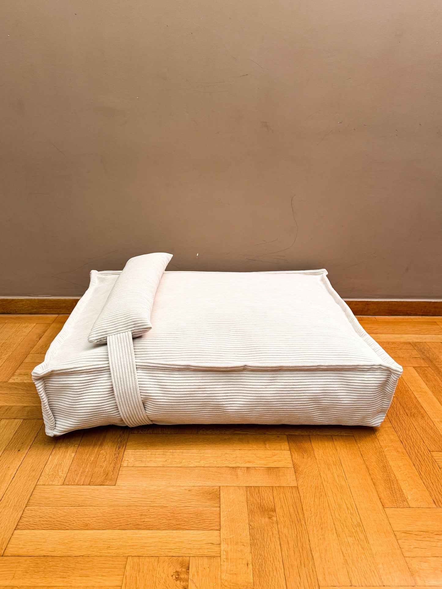 Κρεβάτι σκύλου - Lazy