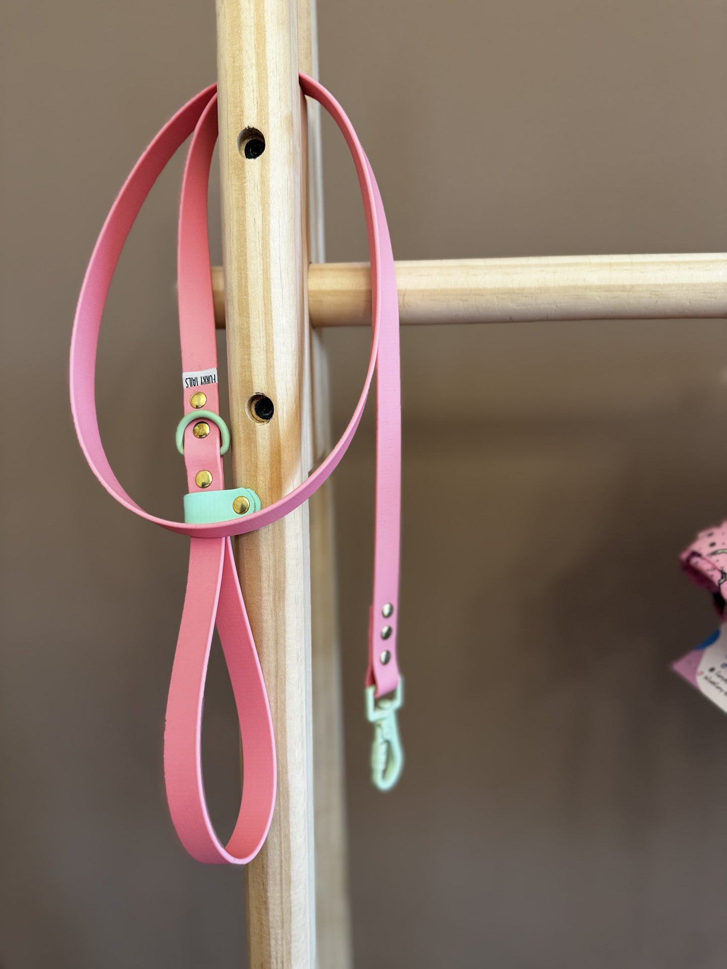 Βiothane Leash -Pink -Carribean Green - Safety loop