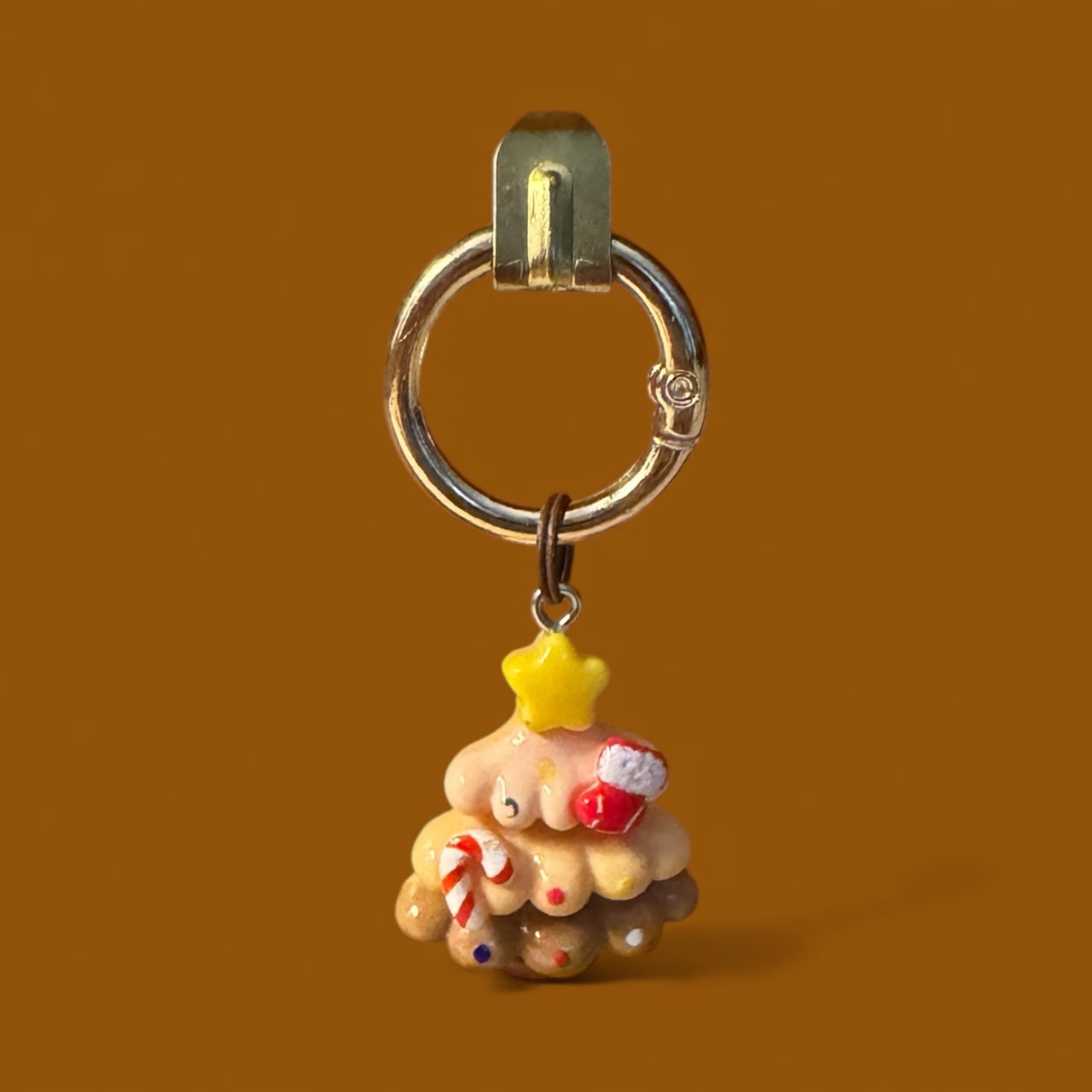Christmas Tree Clip-on Charm - Beige