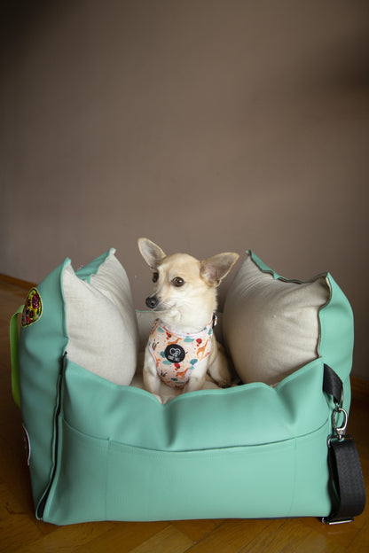 LUXURY DOG CAR SEAT / TRAVEL BAG - "COTTON CANDY"