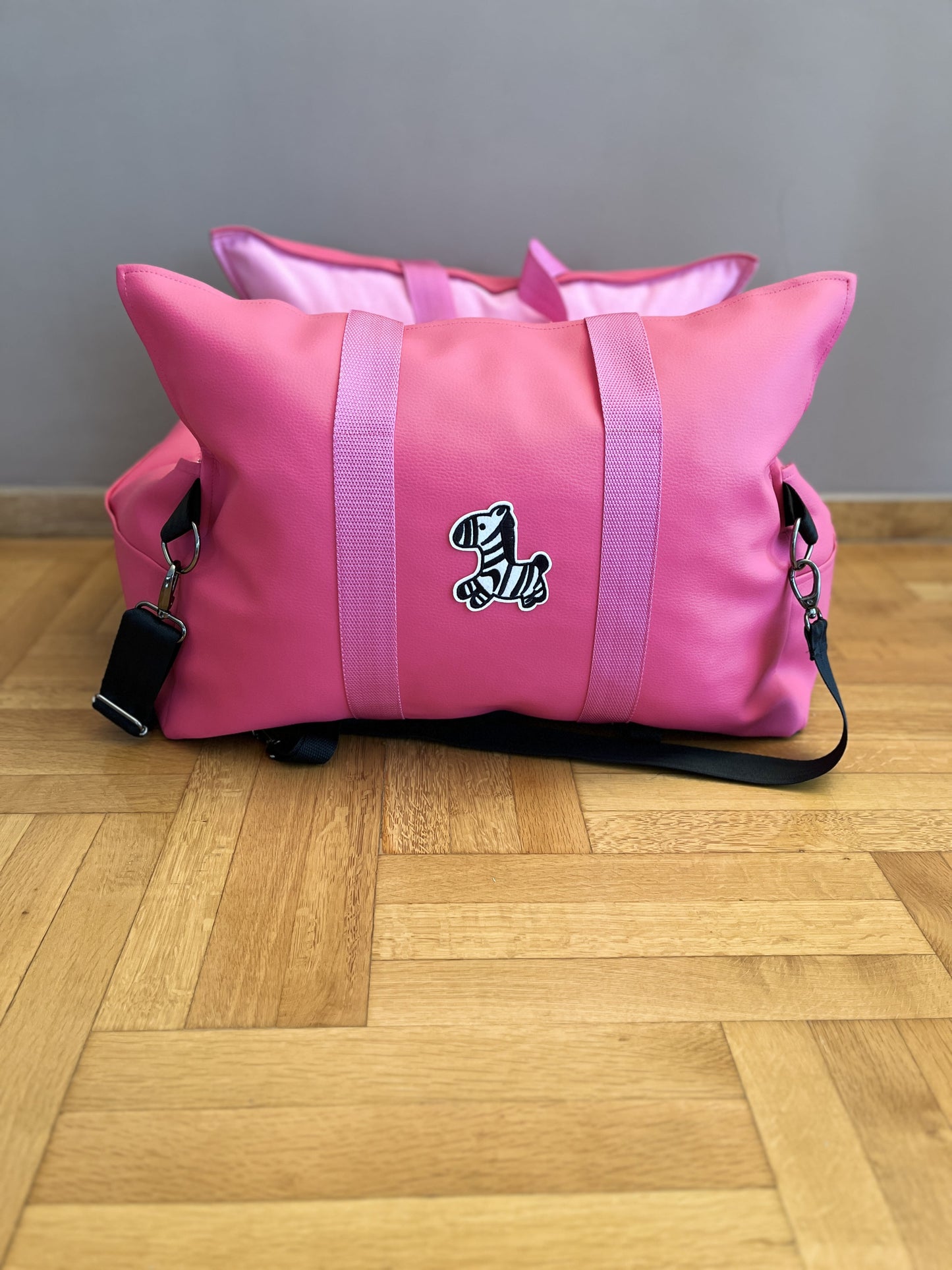 Luxury Dog Car Seat / Travel Bag - "Fuchsia Paws"