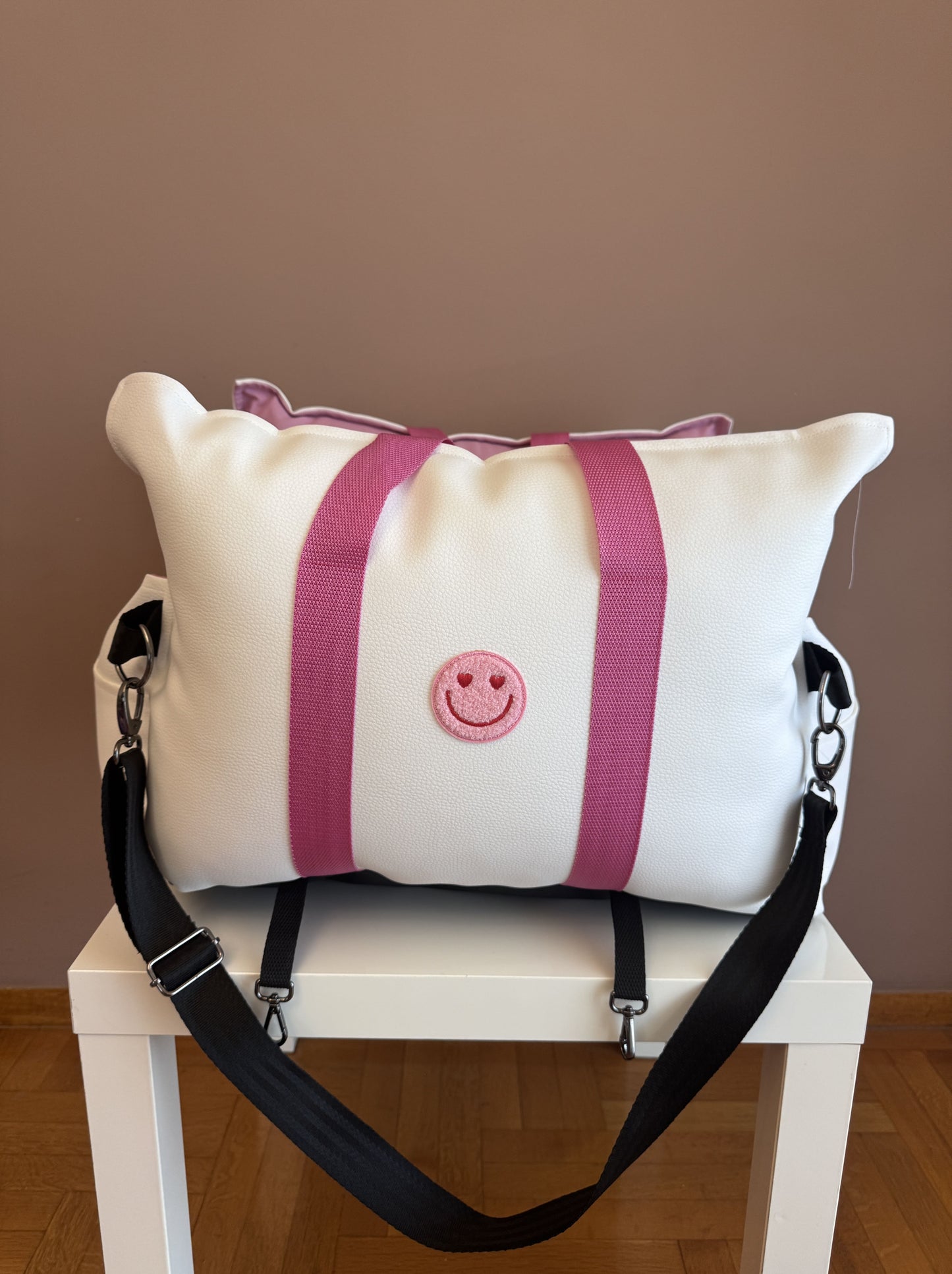LUXURY DOG CAR SEAT / TRAVEL BAG - "COTTON CANDY"