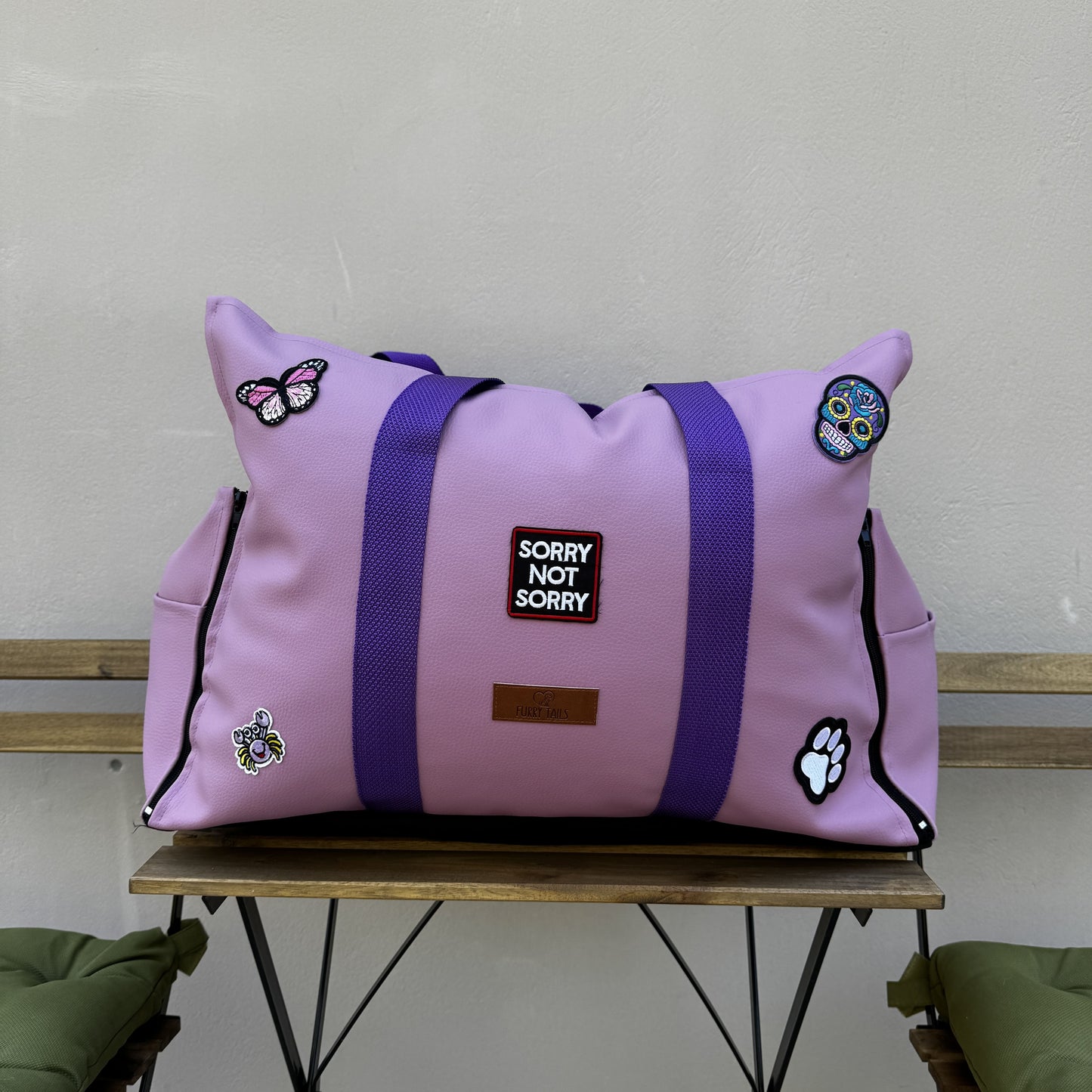 LUXURY DOG CAR SEAT / TRAVEL BAG - "COTTON CANDY"